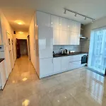 Faltom 12 Yacht Park Premium Sea View Parking Appartement *