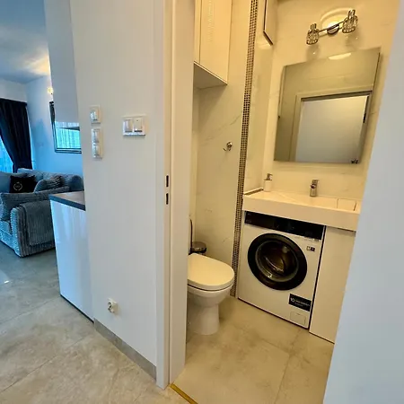 Faltom 12 Yacht Park Premium Sea View Parking * Gdynia