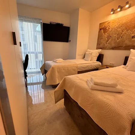 Faltom 12 Yacht Park Premium Sea View Parking شقة غدينيا